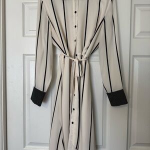 Who What Wear Cream and Black Long Sleeve Shirt Dress